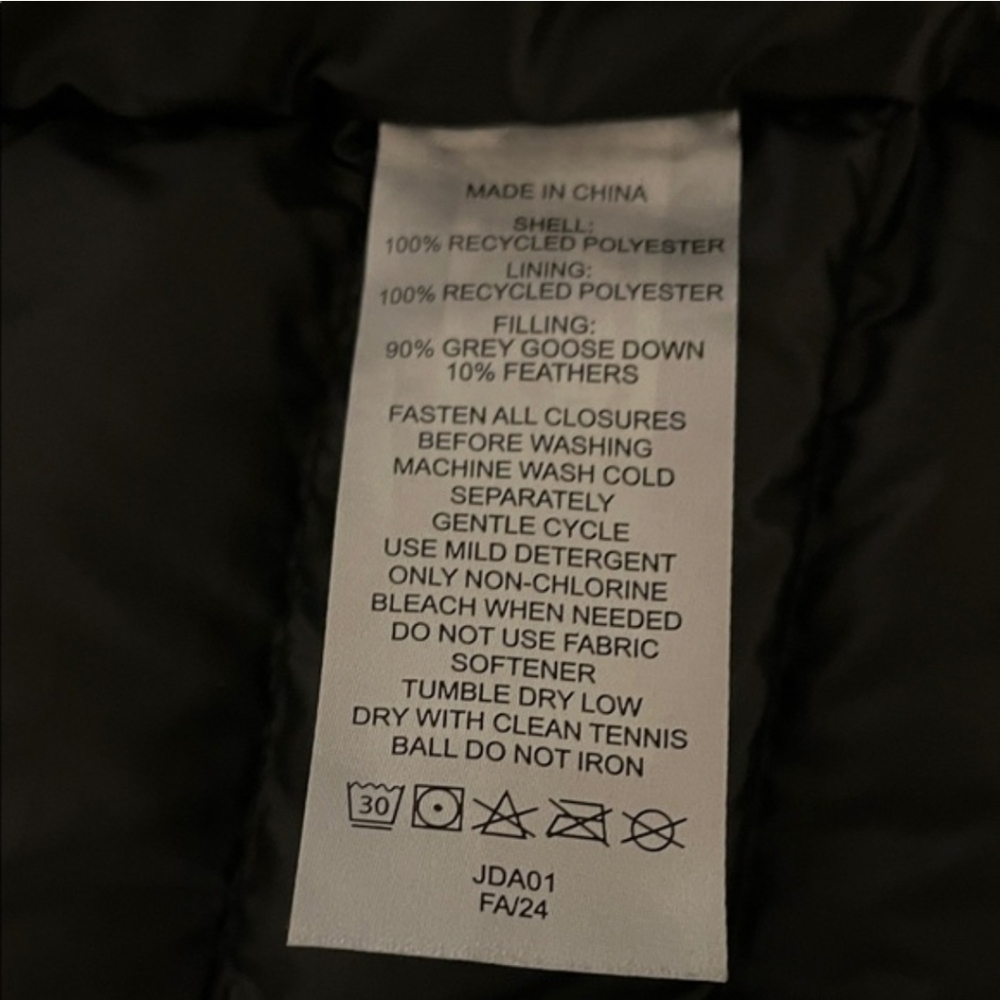 Quince Midnight Black Puffer Coat - Picture 4 of 5